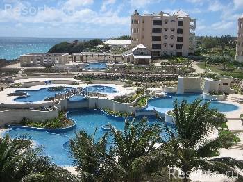 The Crane Resort & Residences 36